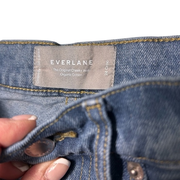Everlane Med Wash High Waisted Cheeky Cropped Jeans Sz 24 - Picture 7 of 11